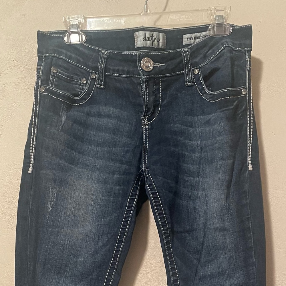 Daytrip Lynx Ankle Skinny Jeans with Vintage Fading